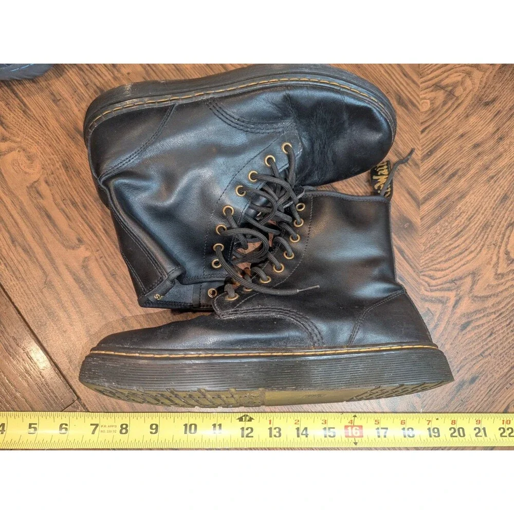 Dr. Martens Zavala Women’s Air Wair Black Leather Combat Boots AW004 Size 10